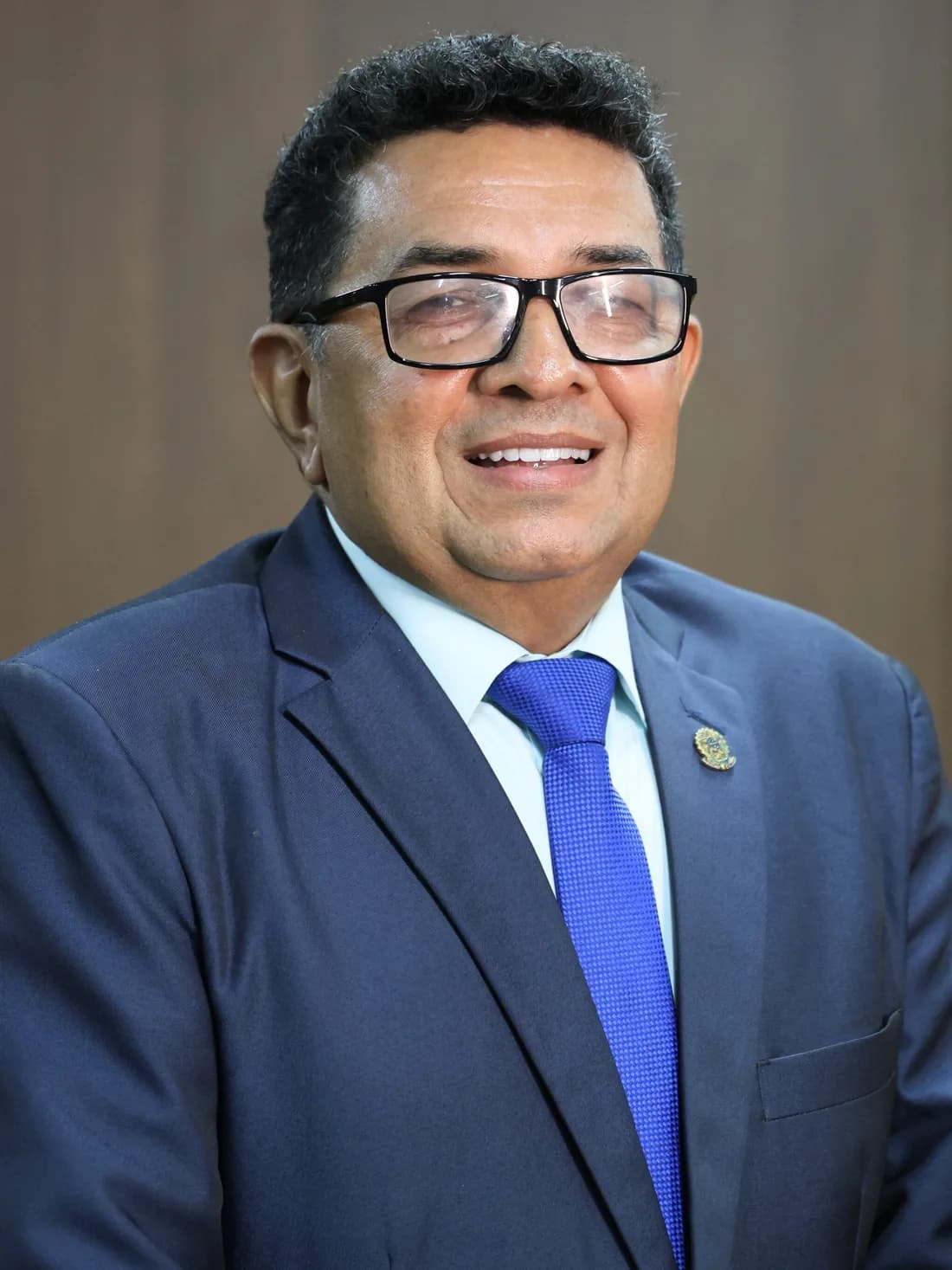 Vereador Valdemir Virgino em retrato oficial da Câmara Municipal de Teresina